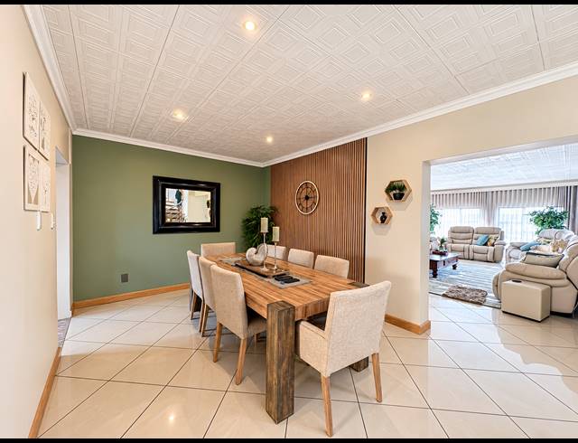4 BEDROOM FREESTANDING FOR SALE IN SUNAIR PARK